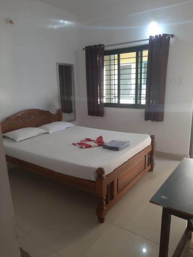 Ivon Guest House أرامبول المظهر الخارجي الصورة