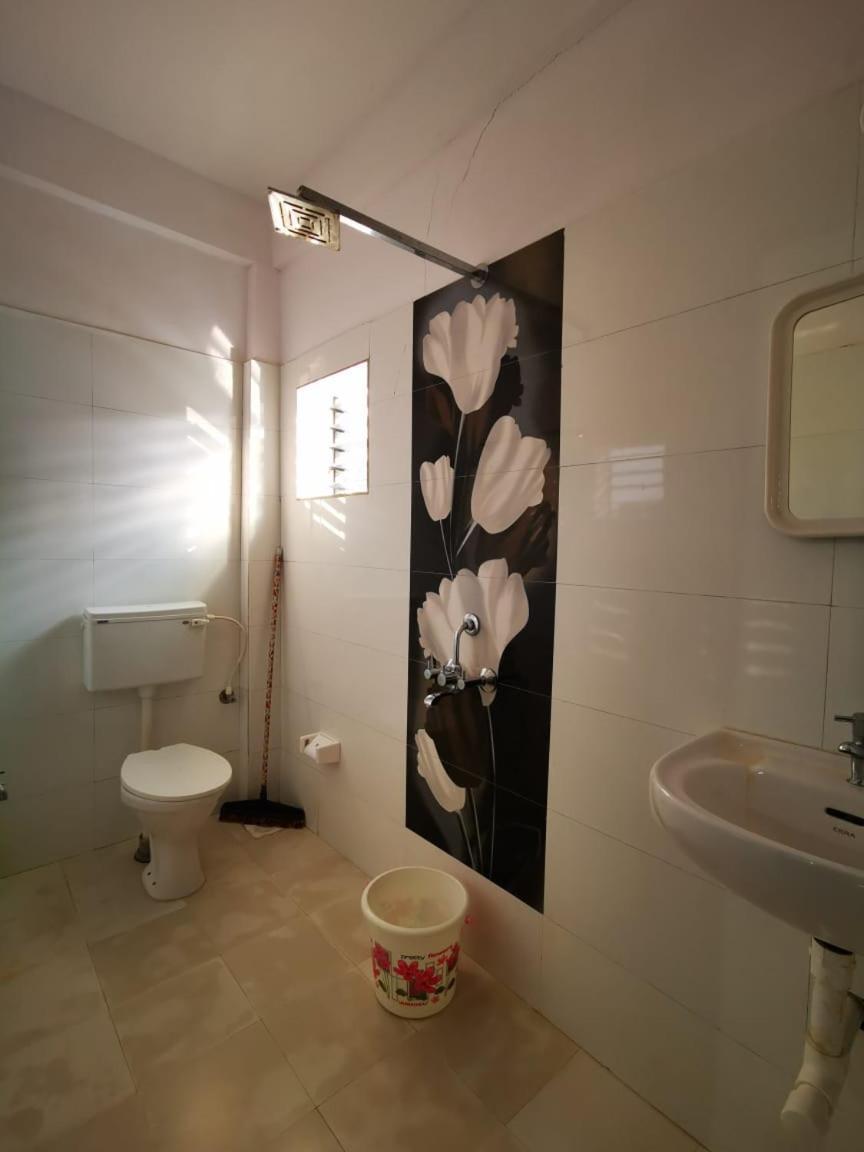 Ivon Guest House أرامبول الغرفة الصورة