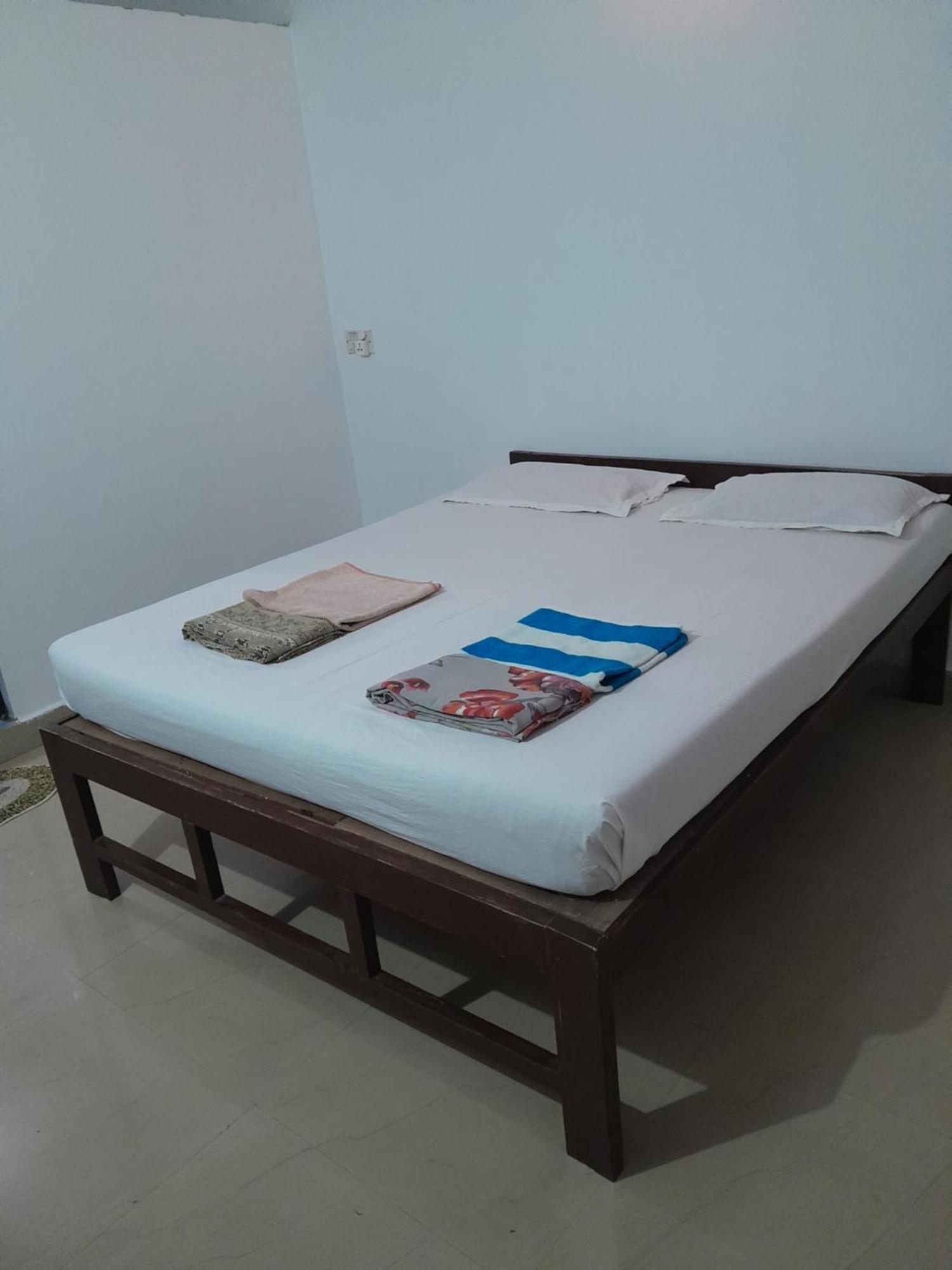 Ivon Guest House أرامبول الغرفة الصورة