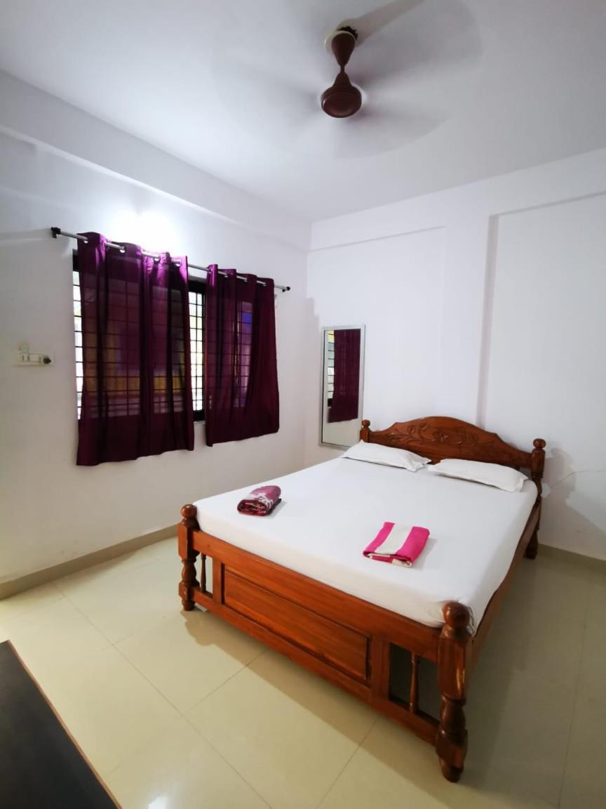 Ivon Guest House أرامبول الغرفة الصورة