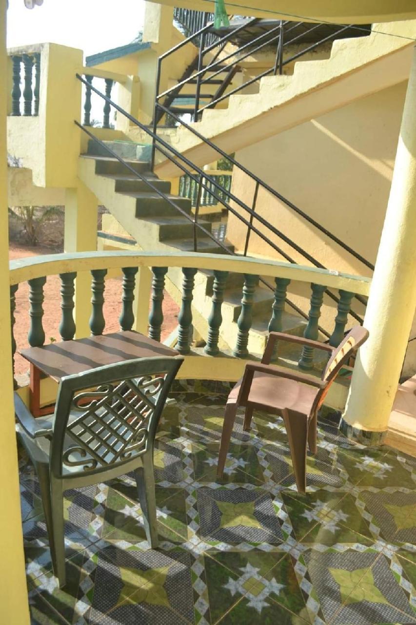 Ivon Guest House أرامبول الغرفة الصورة